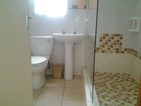 Double room with shower bathroom